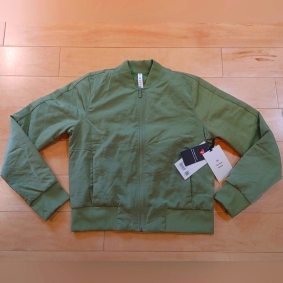 Lululemon Women’s Non-Stop Bomber Jacket Size 8 Reversible Green Foliage - Picture 5 of 13